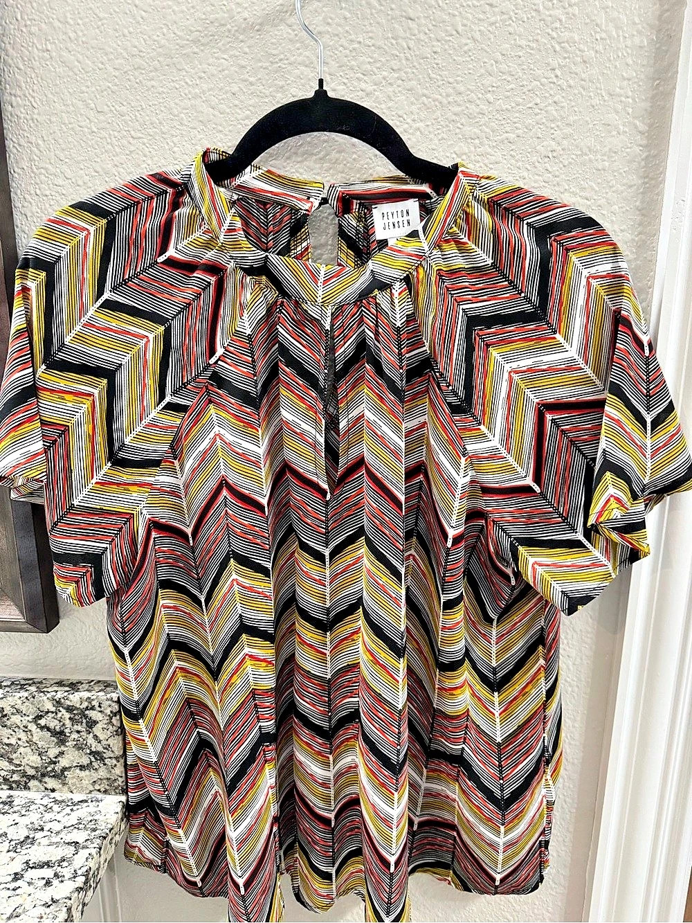 Peyton Jensen Cindy Chevron Geometric Short Sleeve Blouse Size M Evereve